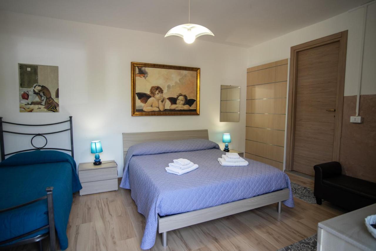 Royal Rooms Terracina Exteriör bild