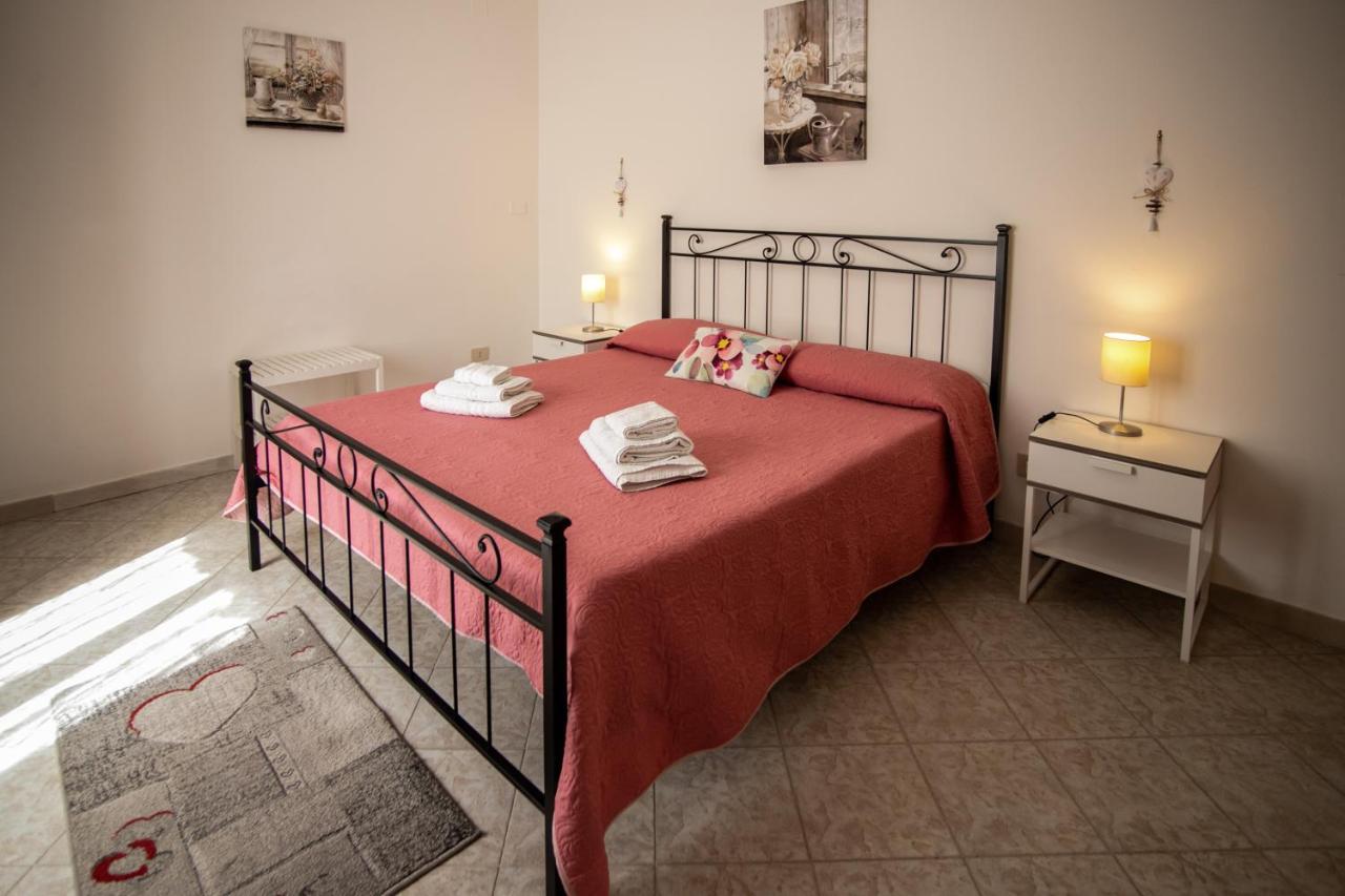 Royal Rooms Terracina Exteriör bild