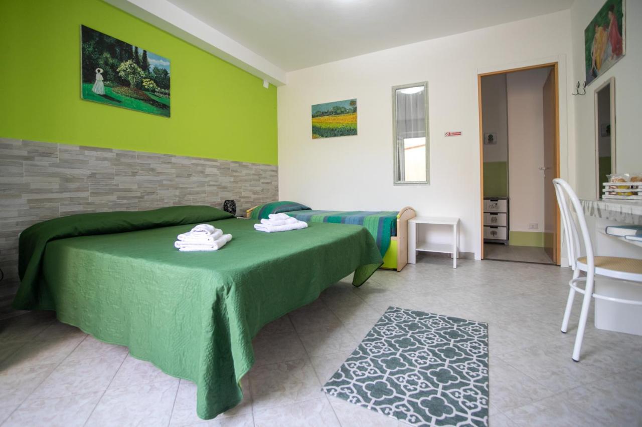 Royal Rooms Terracina Exteriör bild