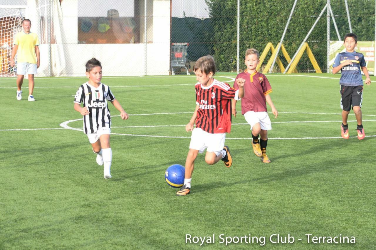 Royal Rooms Terracina Exteriör bild