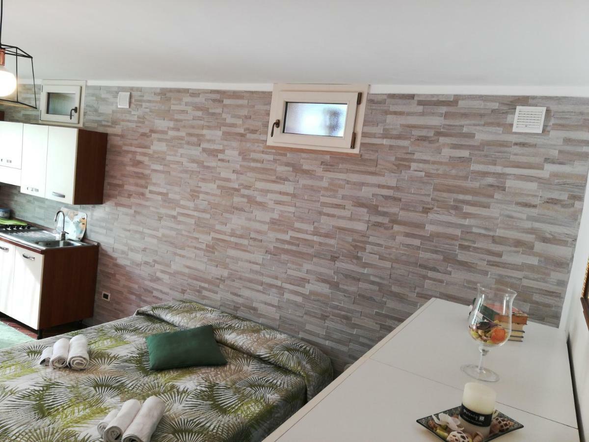 Royal Rooms Terracina Exteriör bild